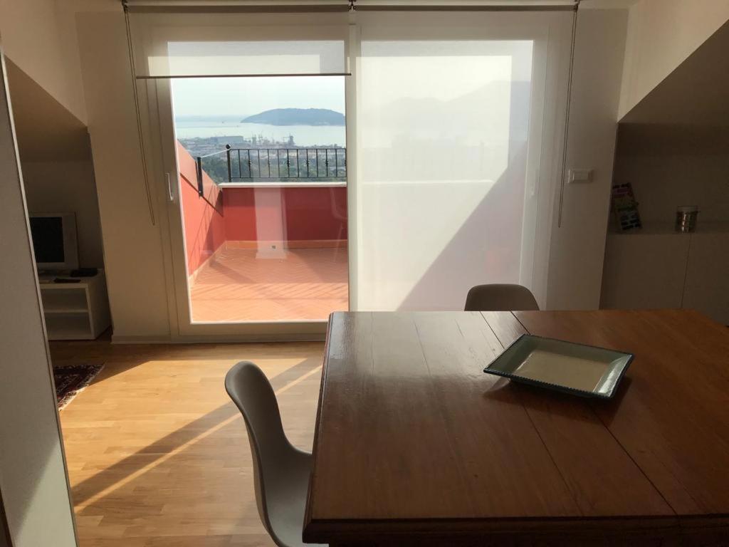 La Casa Con Vista Di Emma Vezzano Ligure Exterior foto
