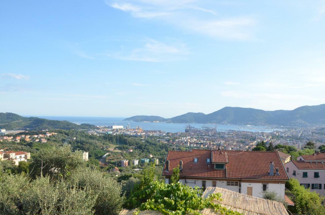 La Casa Con Vista Di Emma Vezzano Ligure Exterior foto