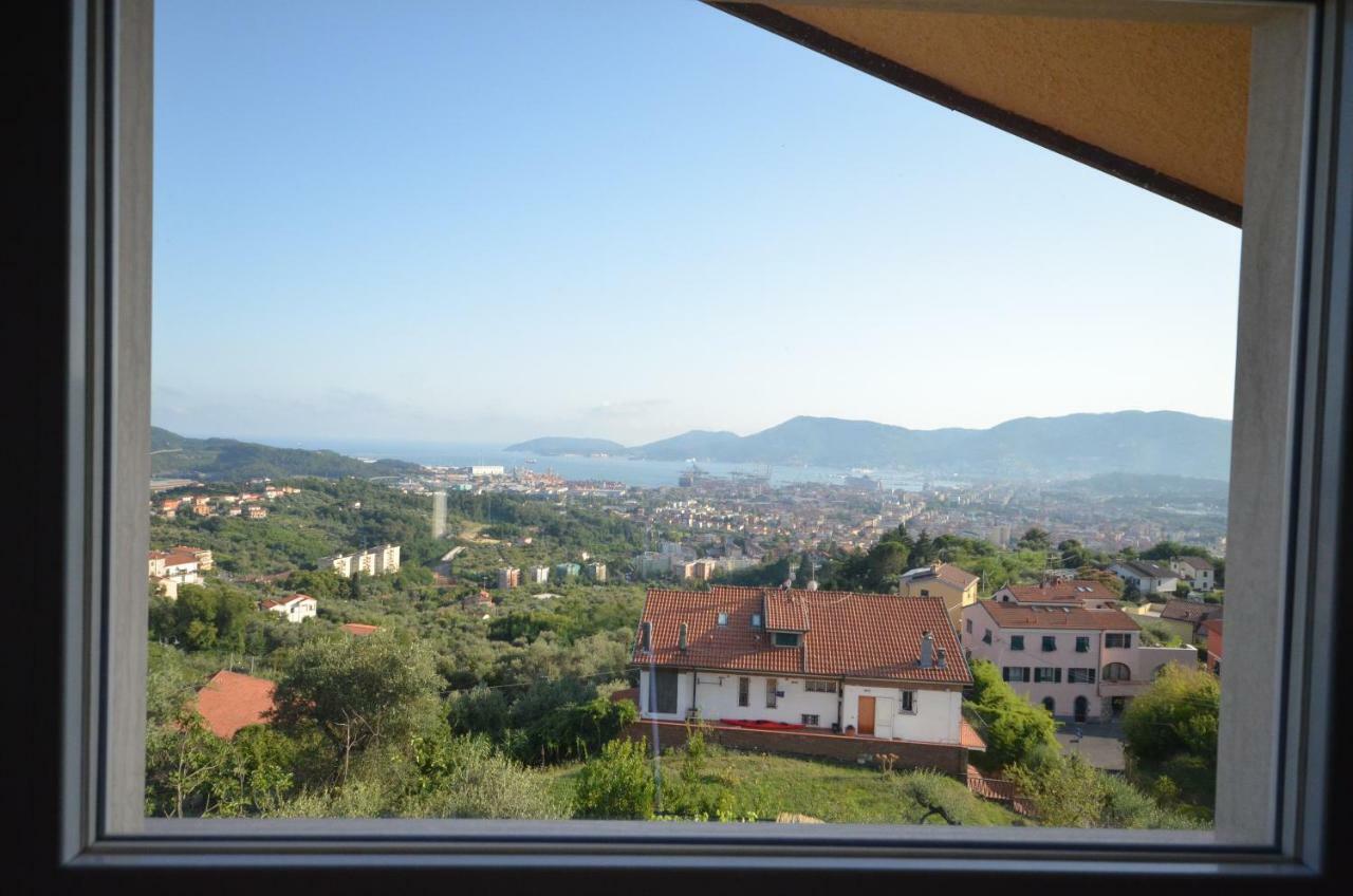 La Casa Con Vista Di Emma Vezzano Ligure Exterior foto