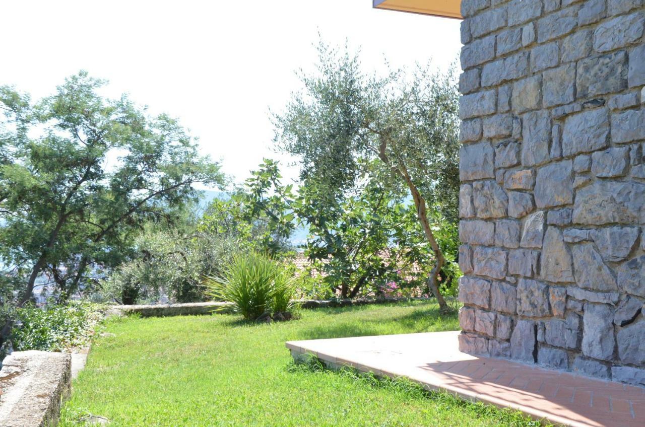La Casa Con Vista Di Emma Vezzano Ligure Exterior foto